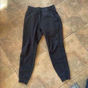 Scuba High-rise Lululemon Black Joggers sz 4